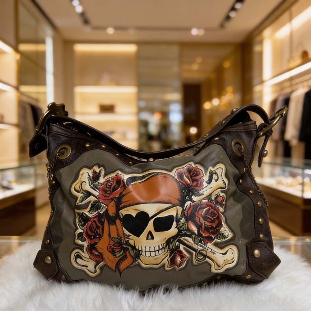 ☠️ Isabella Fiore skull purse